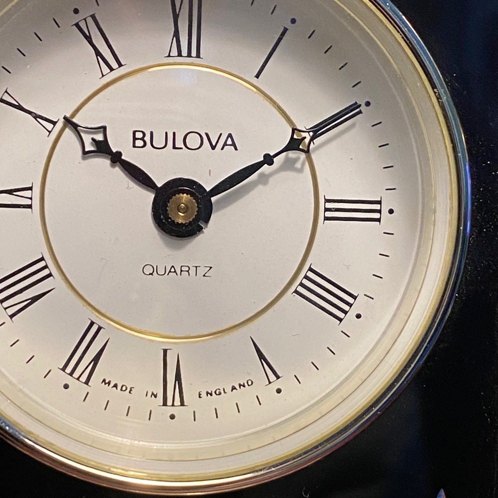 Vintage Bulova Silver and Black Carriage Desk Mantel Clock West Germany 7" - Picture 2 of 7